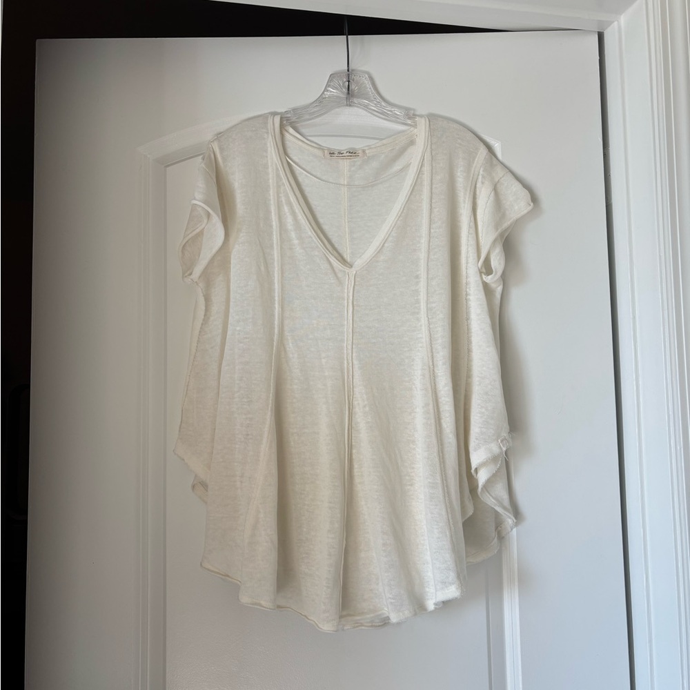 We The Free Cream Short Sleeve V-Neck Flowy Tee